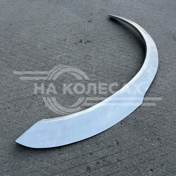 Ремонтные задние арки Toyota Crown VIII (S130)