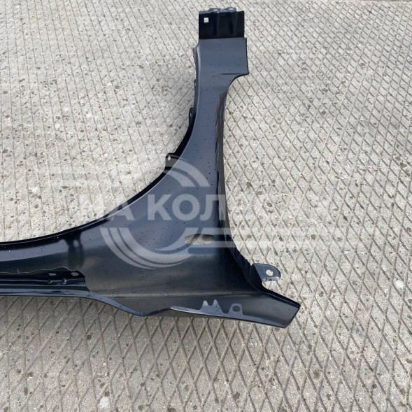 Крыло левое с п/п и без молдинга Мазда 6 03-03
