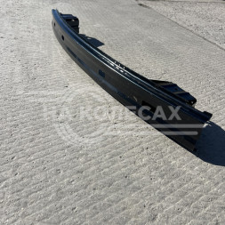 Передний усилитель бампера Hyundai Accent