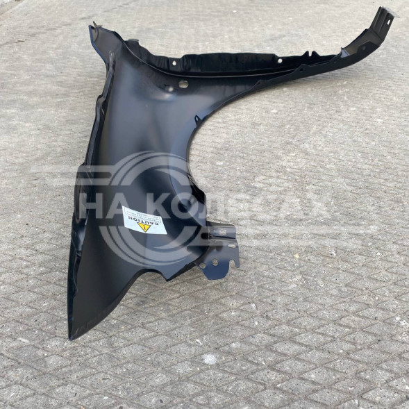 Крыло правое с п/п и без молдинга Мазда 6 03-03