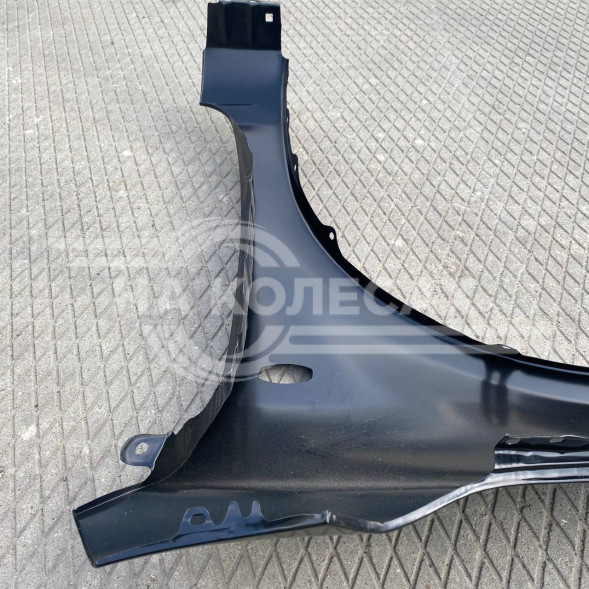 Крыло правое с п/п и без молдинга Мазда 6 03-03