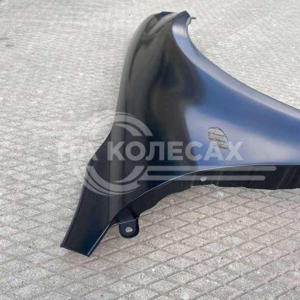 Крыло правое с п/п и без молдинга Мазда 6 03-03