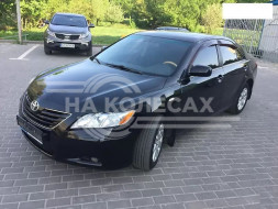 Бампер передний TOYOTA CAMRY 06-09 с отв. под крюк, ПТФ, без омыв.