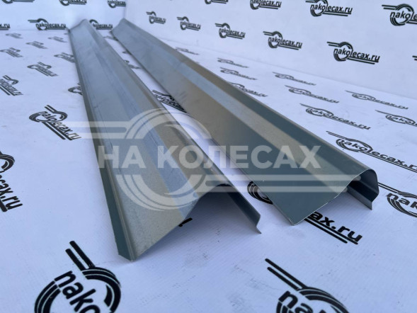 Ремонтные пороги Toyota Mark II (X110)