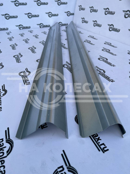 Ремонтные пороги Toyota Mark II (X110)