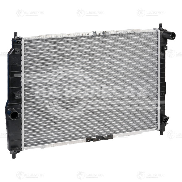 Радиатор охлаждения для автомобилей Aveo (05-) 1.2i/1.4i MT A/C+ (паяный)