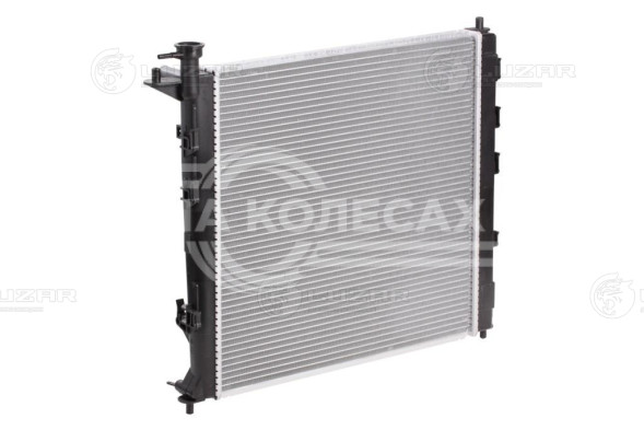 Радиатор охлаждения для автомобилей Sportage III (10-)/iX35 (10-) D AT