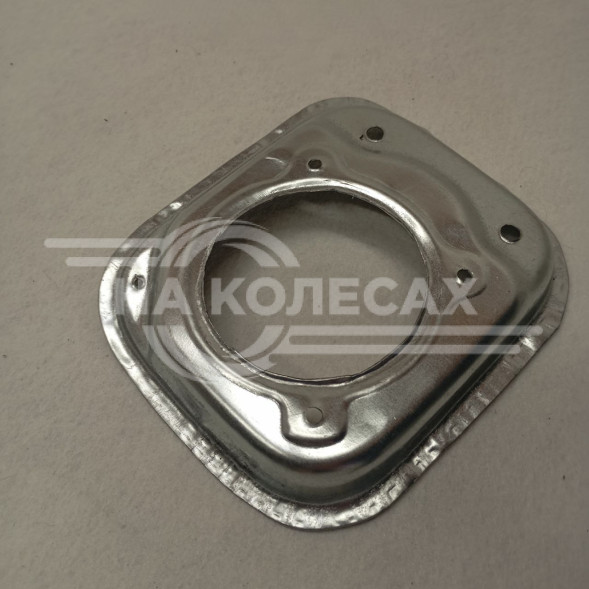 Горловина лючка бензобака Renault Logan 1