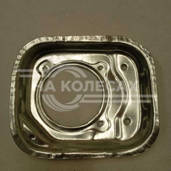 Горловина лючка бензобака Renault Logan 1