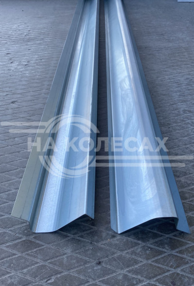 Ремонтные пороги Toyota Noah