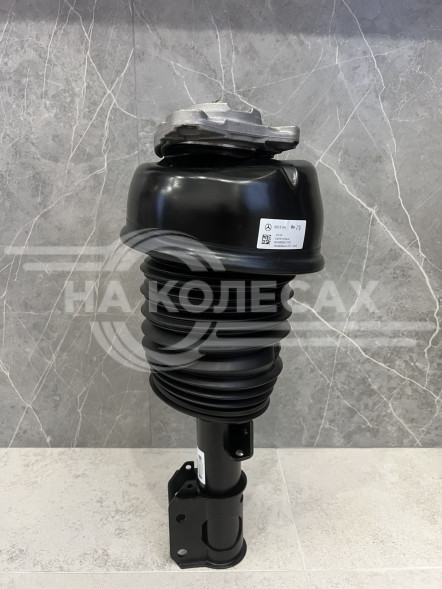 Передняя пневматическая стойка Mercedes-Benz Е-класса  W 212