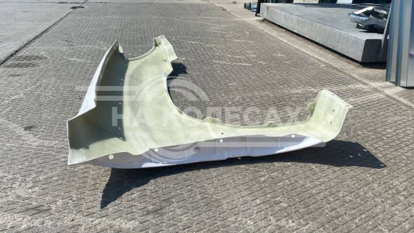 Стеклопластиковые крылья Toyota Land Cruiser (J100)