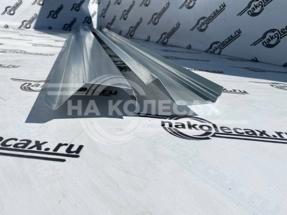 Ремонтные пороги Nissan Primera (P10)