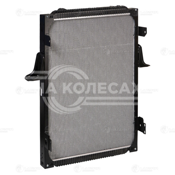 Радиатор охлаждения для автомобилей Renault Trucks Premium (96-) (c рамкой)