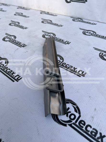 Поддомкратник задний