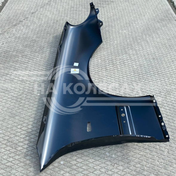 Крыло левое Мерседес W210