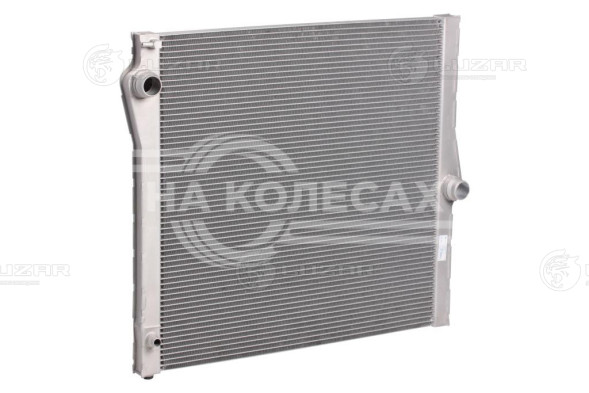 Радиатор охлаждения для автомобилей BMW X5 E70 (07-) 3.0i/4.8i