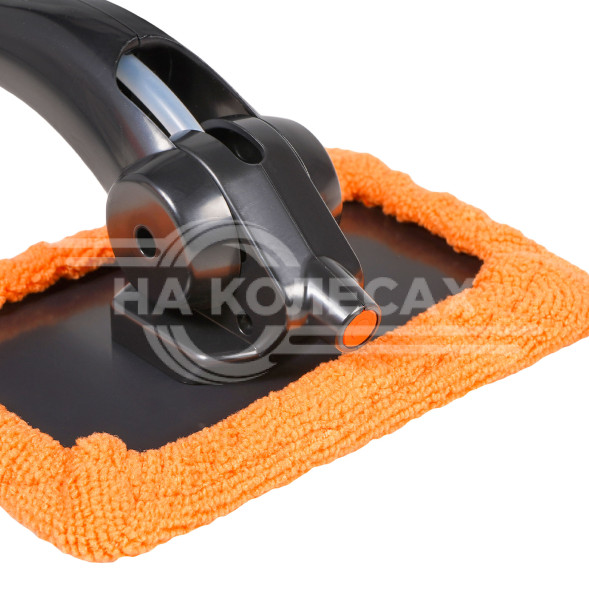 Щетка для мытья лобового стекла из микрофибры с распылителем и сменной насадкой (15*10 см)