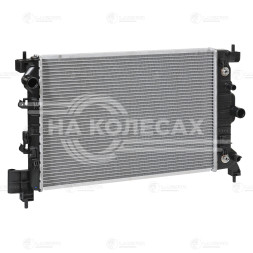 Радиатор охлаждения для автомобилей Aveo T300 (11-) AT
