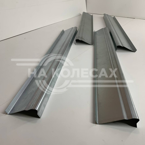 Ремонтные пороги Chrysler Grand Voyager 4 (составные)