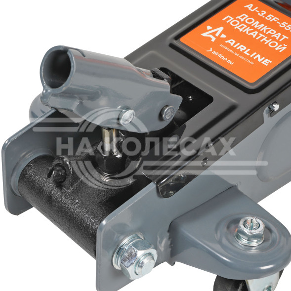 Домкрат подкатной 3.5т 192-533мм, кейс