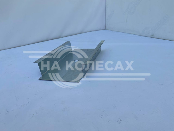 Продольные лонжероны пола