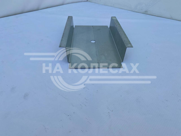 Продольные лонжероны пола