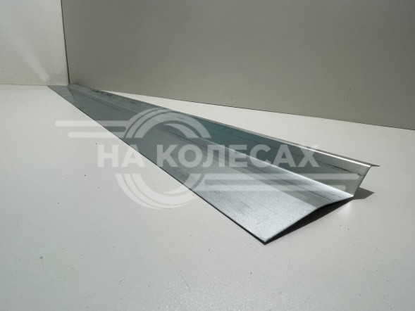 Внутренний порог KIA Sorento I