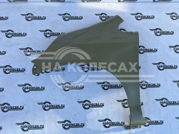 Крыло переднее левое Honda Fit