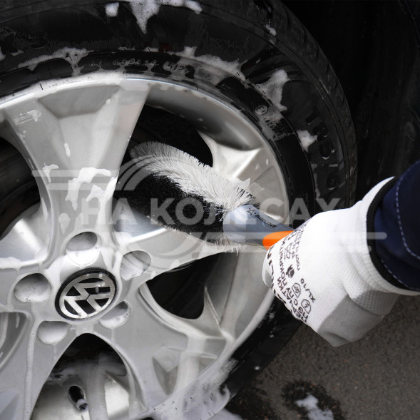 Щетка-ершик для мытья с жёсткой щетиной и прорезиненной ручкой (29 см)