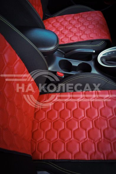 Накидки &quot;Алькантара&quot;, передние (2 шт.), экокожа с перфорацией, красные