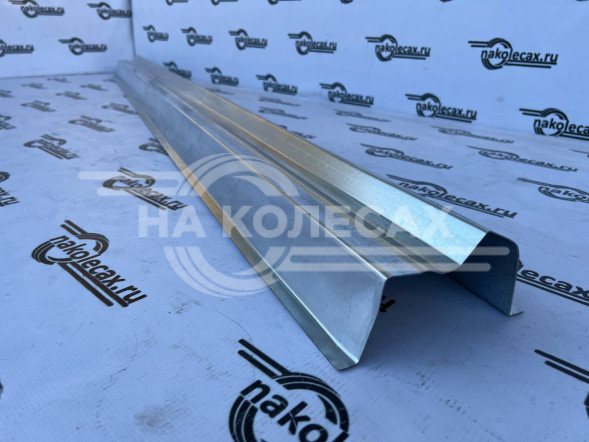 Ремонтные пороги Toyota Sienna 2