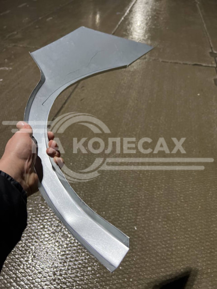 Ремонтные задние арки Toyota Corolla (E100) седан