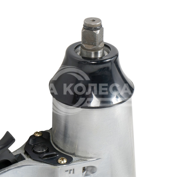 Гайковерт пневматический ударный 1/2&quot;DR 330Нм, набор с головками 17 пр. кейс