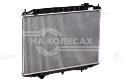 Радиатор охлаждения для автомобилей NP300 (08-)/Pick Up (98-) 2.5D (LRc 1432)