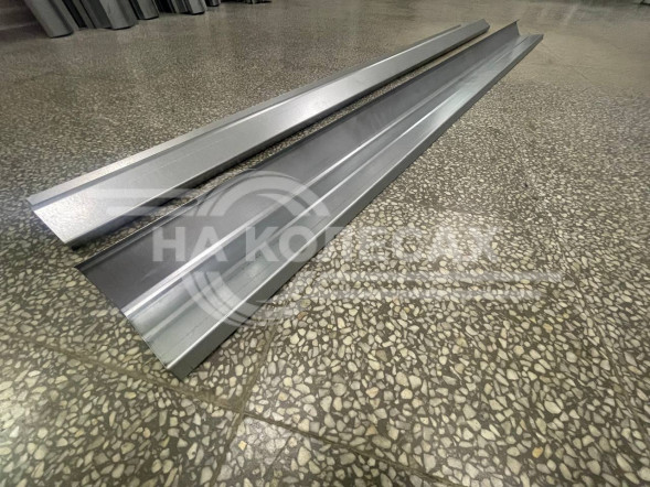 Ремонтные пороги Toyota Rush I