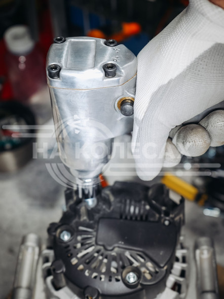 Гайковерт пневматический ударный 3/8&quot;DR 100Нм