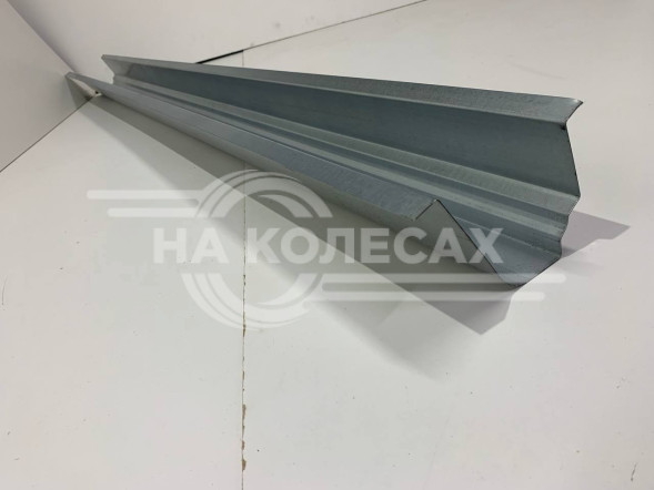 Ремонтные пороги Toyota Starlet (P90)