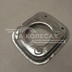 Лючок часть с горловиной бака Renault Logan 1 (штамп.)