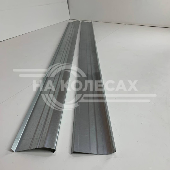 Ремонтные пороги Toyota Isis