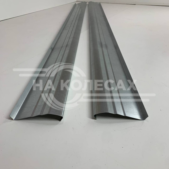 Ремонтные пороги Toyota Isis