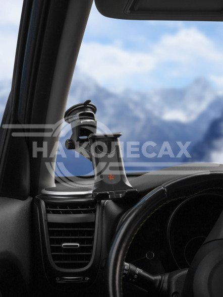 Держатель для планшета автомобильный на лобовое стекло/торпедо