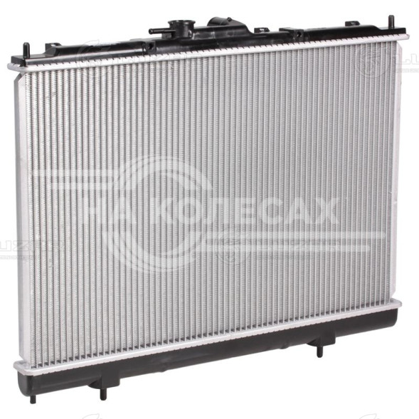 Радиатор охлаждения для автомобилей Pajero Pinin (98-) 1.8i/2.0i M/A
