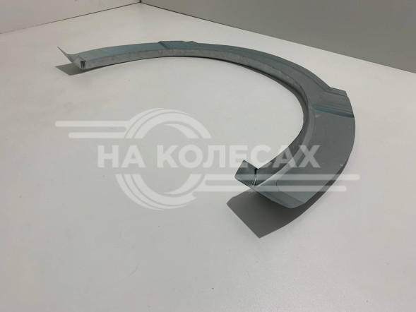 задние арки Toyota HiAce 4 (H100)