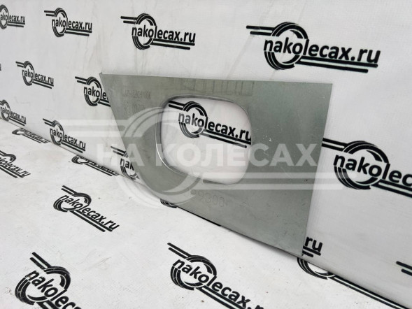 Люк бензобака Volvo S-40