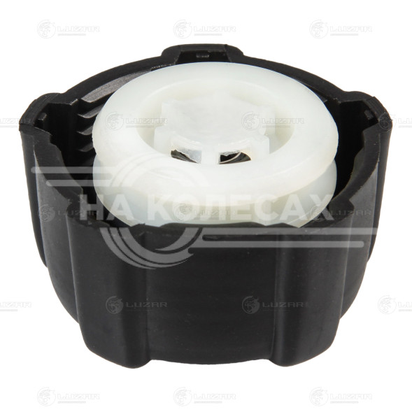 Крышка расширительного бачка для автомобилей Лада/Renault/Nissan/Suzuki