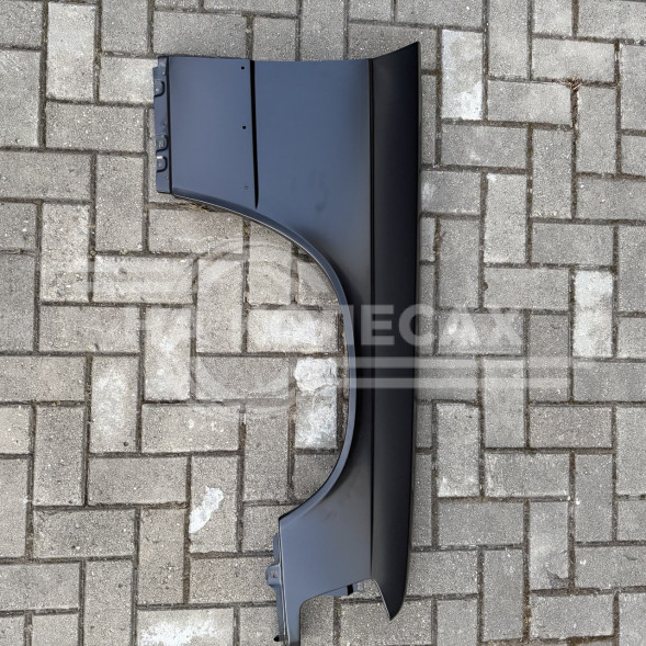 Крыло переднее правое Mercedes-Benz W201 (190) 1982-1993г