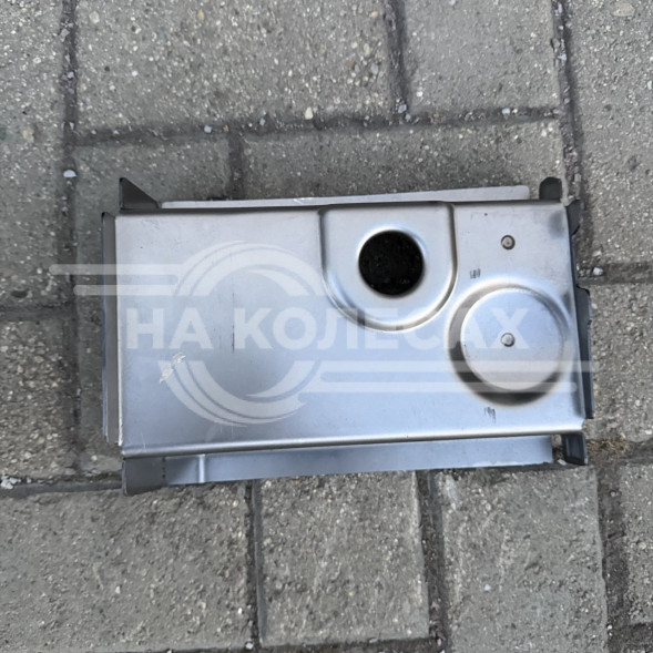 Поддомкратник передний  Chevrolet Niva