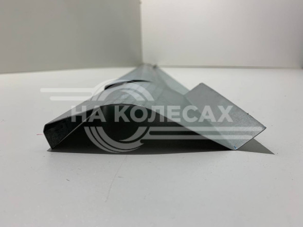 Ремонтные пороги Toyota Land Cruiser (J100) с расширителями