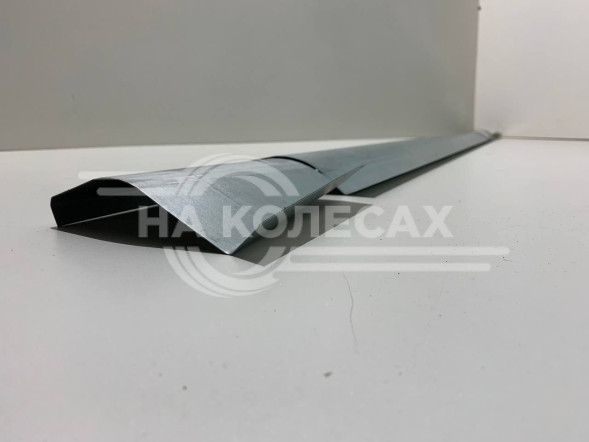 Ремонтные пороги Toyota Land Cruiser (J100) с расширителями